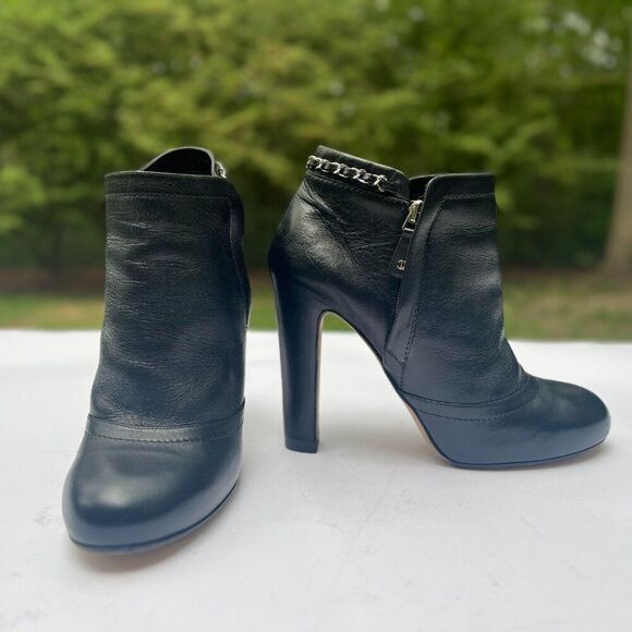Chanel Lambskin Leather Chain Ankle Heel Boots in Black Size 41C - Picture 13 of 14